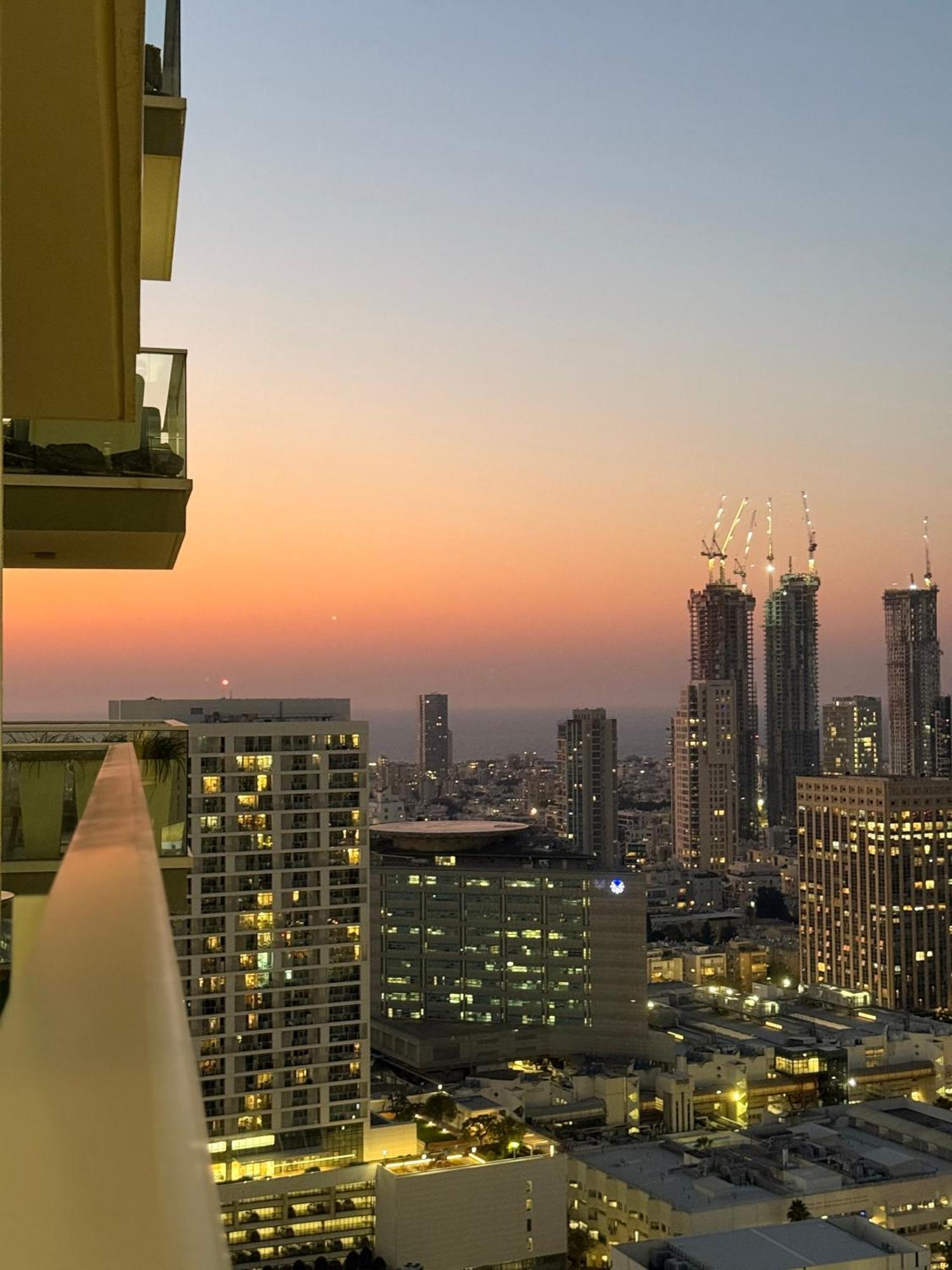 Midtown Tel Aviv Luxury Apartment Exterior photo